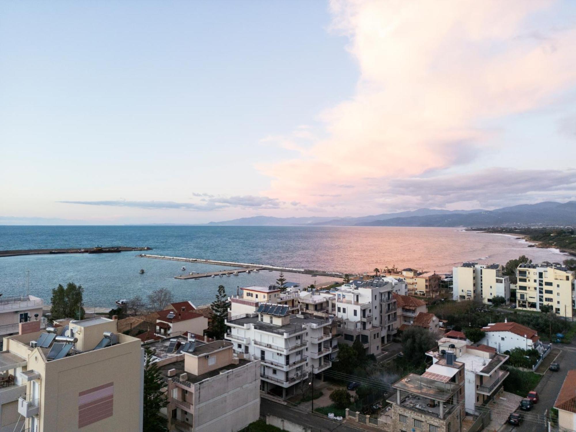 Rincon De Luz Kyparissia Exterior foto